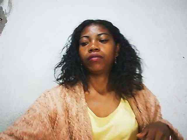 Honey699 webcam