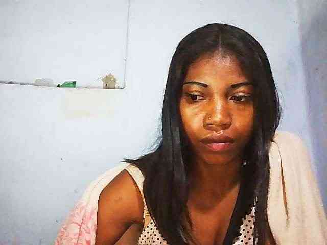 Honey699 webcam