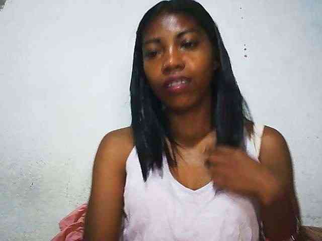 Honey699 webcam