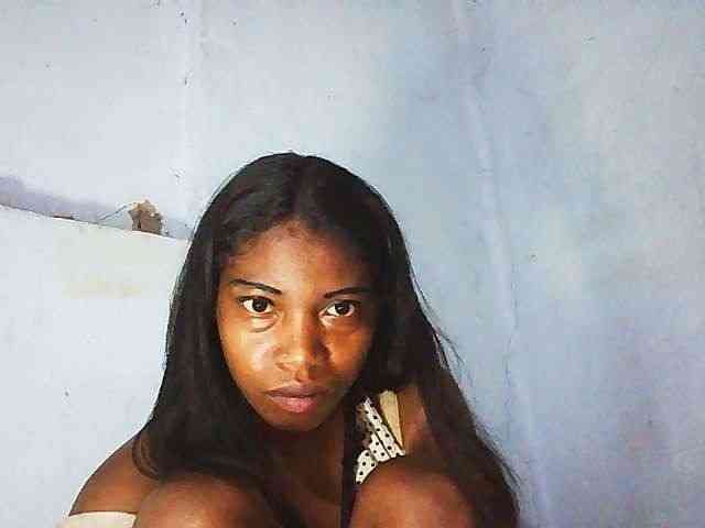 Honey699 webcam