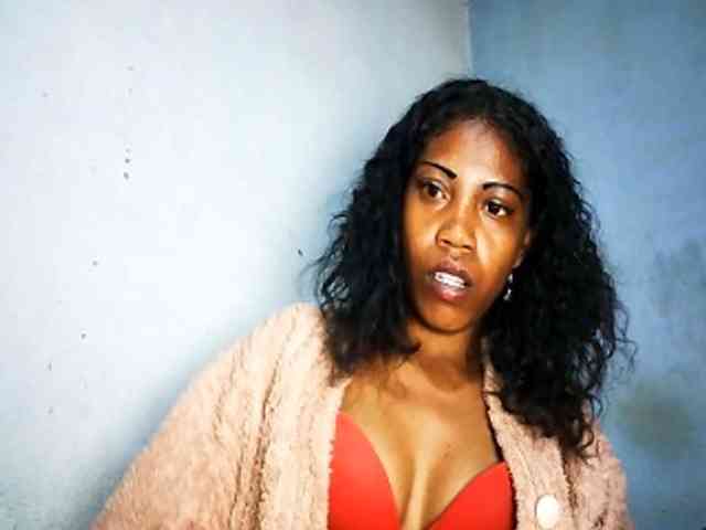 Honey699 webcam
