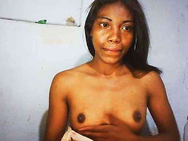 Honey699 webcam