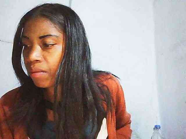 Honey699 webcam