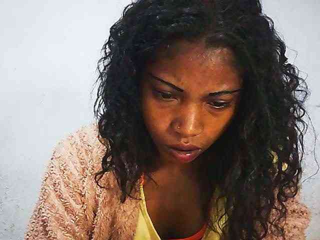 Honey699 webcam