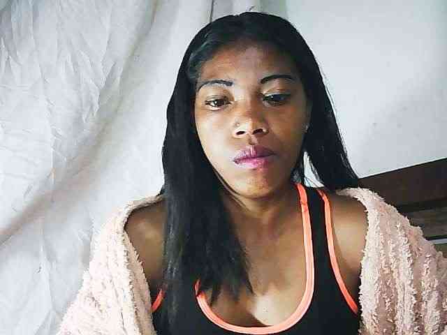 Honey699 webcam
