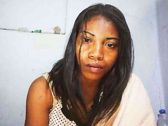 Honey699 webcam
