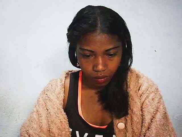 Honey699 webcam