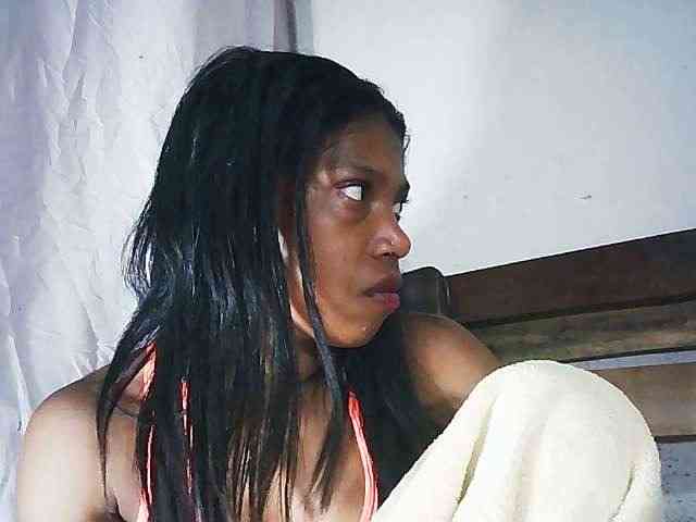 Honey699 webcam