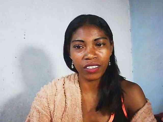Honey699 webcam