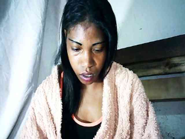 Honey699 webcam