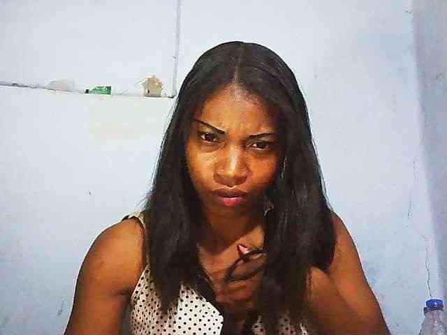 Honey699 webcam
