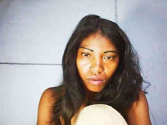 Honey699 webcam