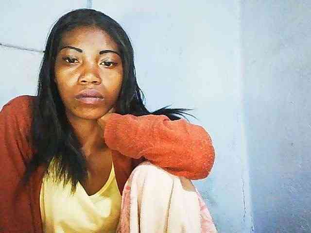 Honey699 webcam