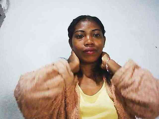 Honey699 webcam