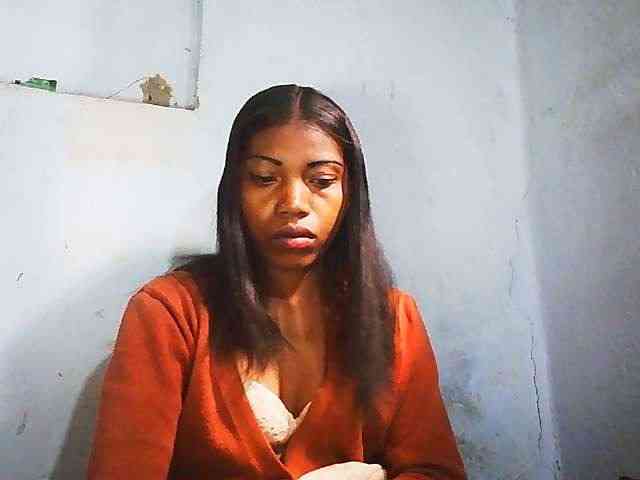 Honey699 webcam