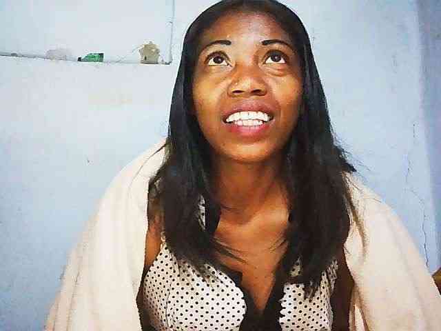 Honey699 webcam