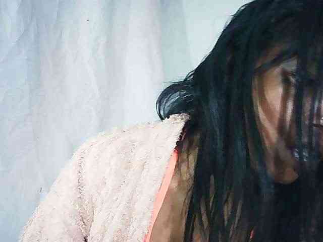 Honey699 webcam