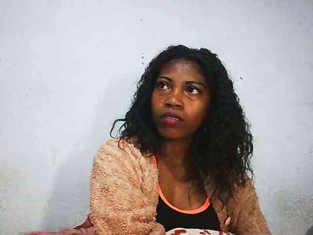 Honey699 webcam