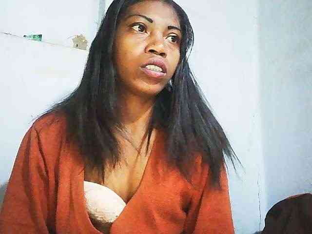 Honey699 webcam