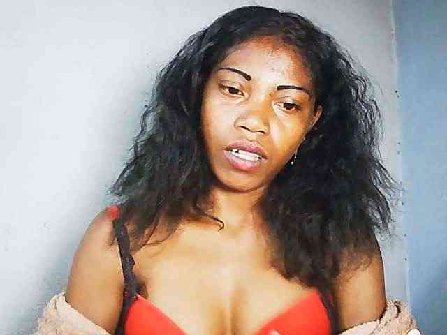 Honey699 webcam
