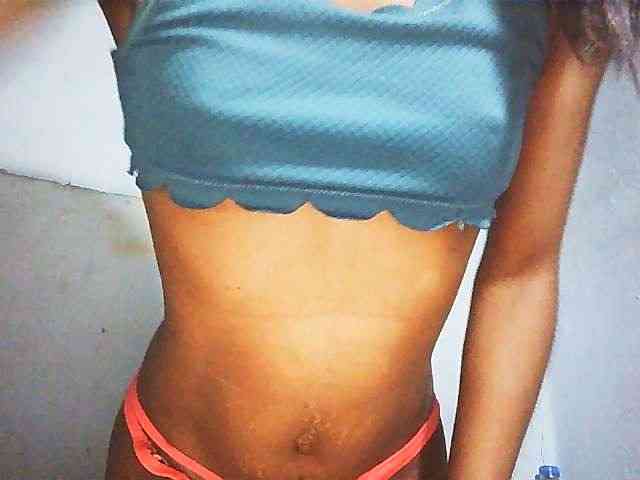 Honey699 webcam