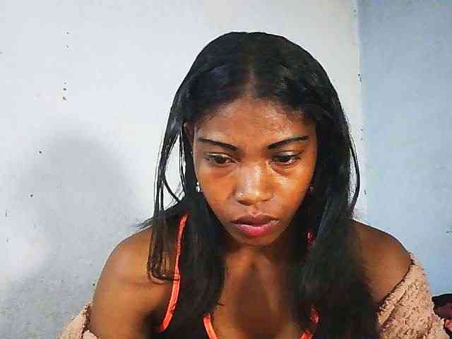 Honey699 webcam