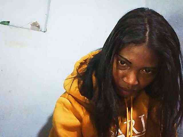 Honey699 webcam