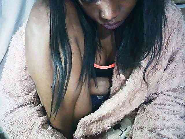 Honey699 webcam