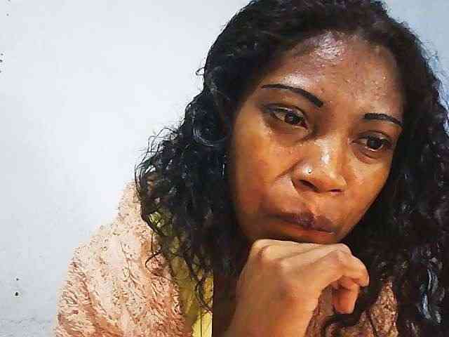 Honey699 webcam