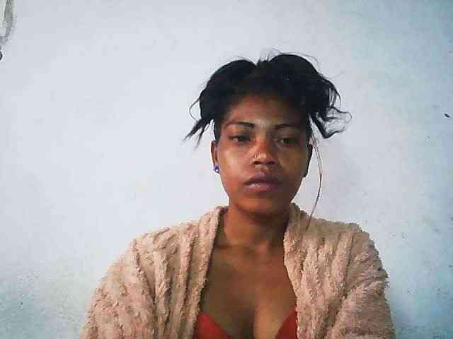 Honey699 webcam