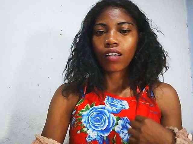 Honey699 webcam
