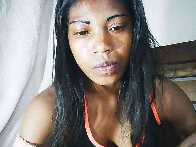 Honey699 webcam