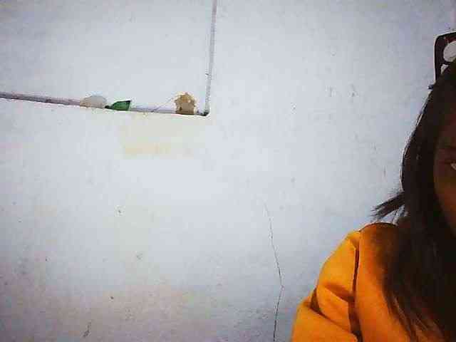 Honey699 webcam