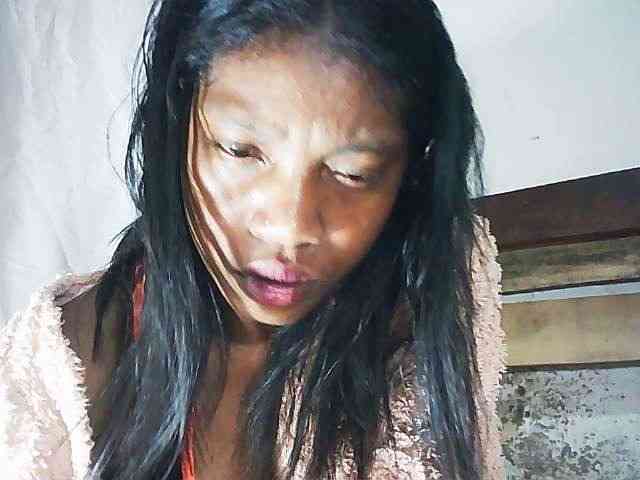 Honey699 webcam