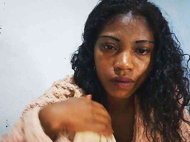 Honey699 webcam