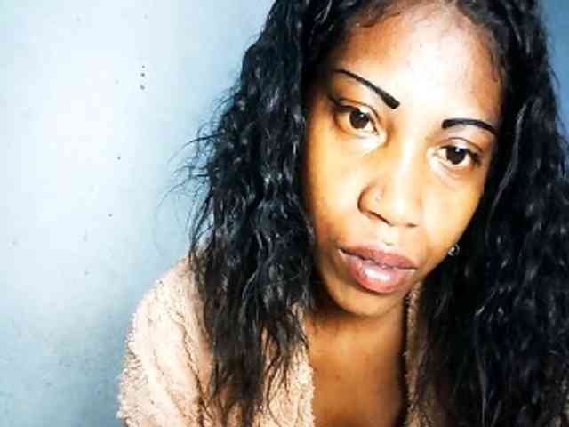 Honey699 webcam