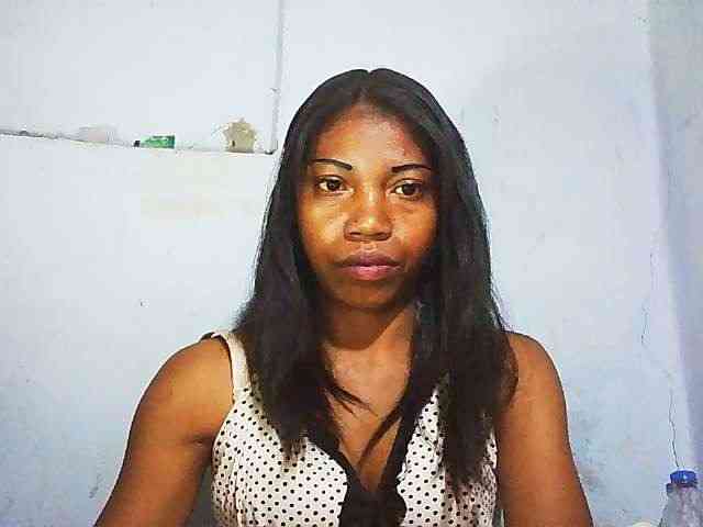 Honey699 webcam