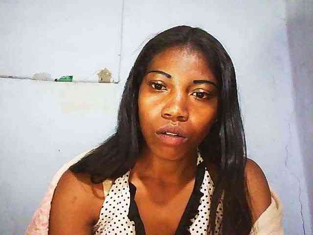 Honey699 webcam