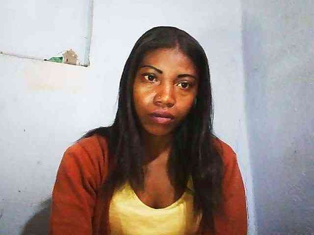 Honey699 webcam