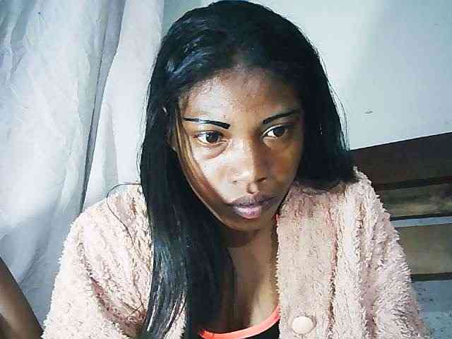 Honey699 webcam