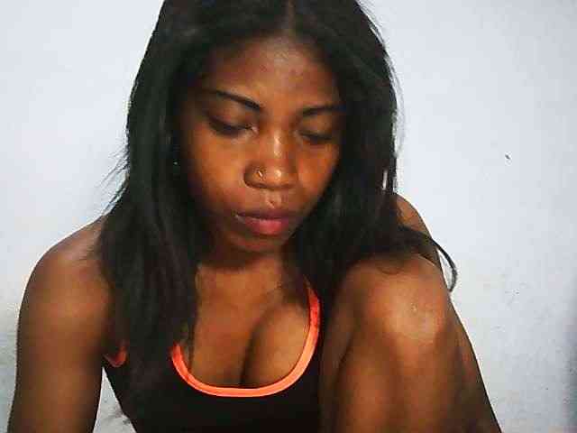 Honey699 webcam