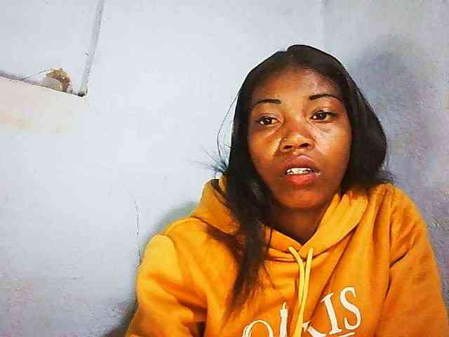 Honey699 webcam