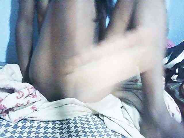 Honey699 webcam