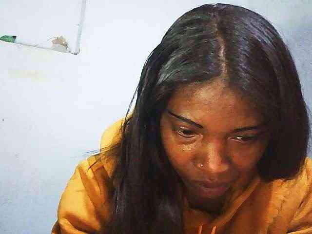 Honey699 webcam