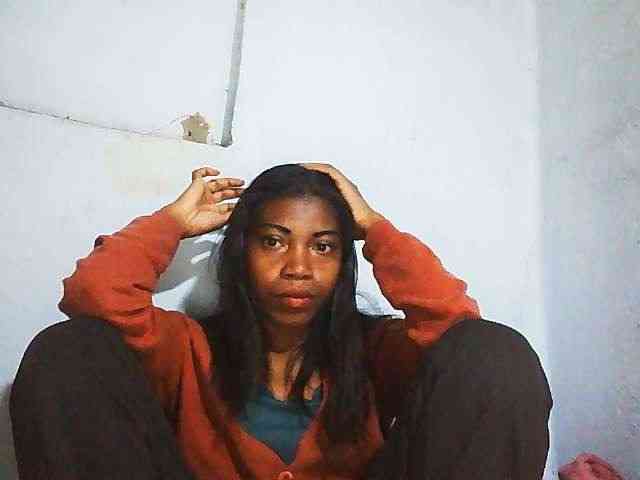 Honey699 webcam