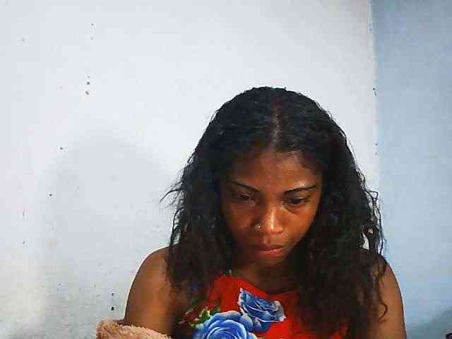 Honey699 webcam