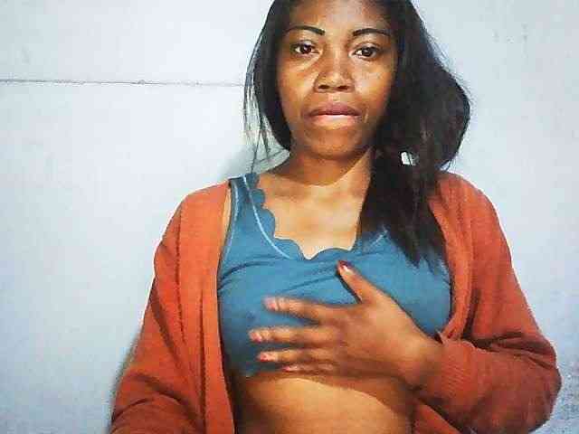 Honey699 webcam