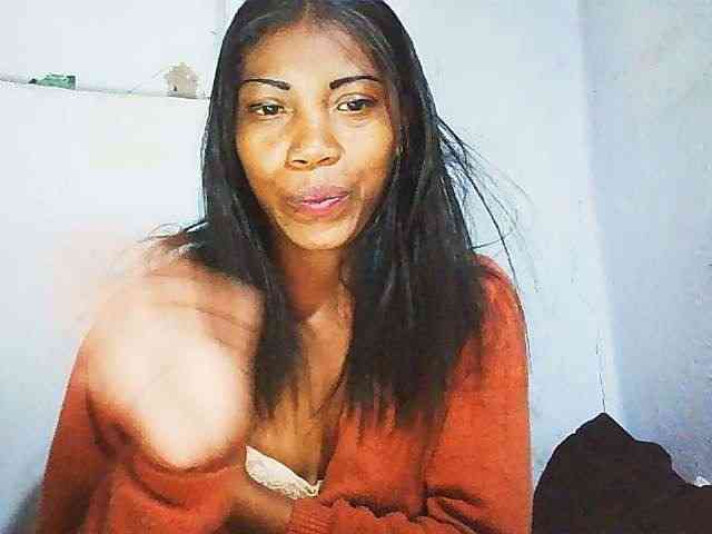 Honey699 webcam