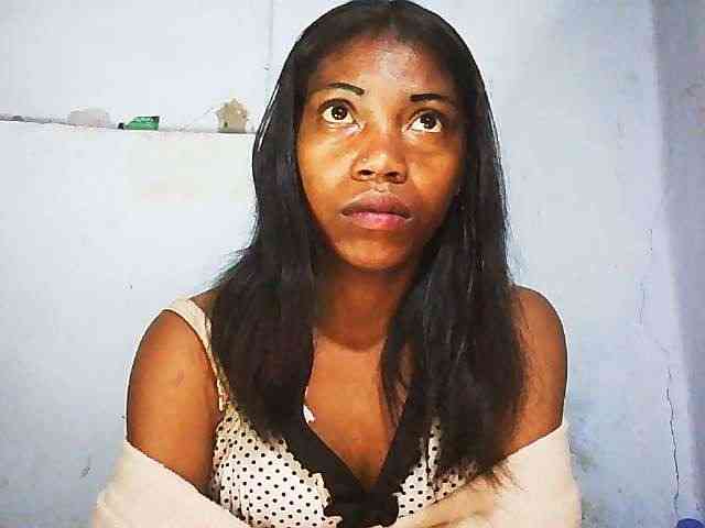 Honey699 webcam