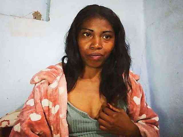 Honey699 webcam